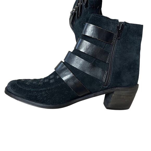 Free‎ People Ranger  Black Ankle Boot Size 7 - Picture 3 of 8